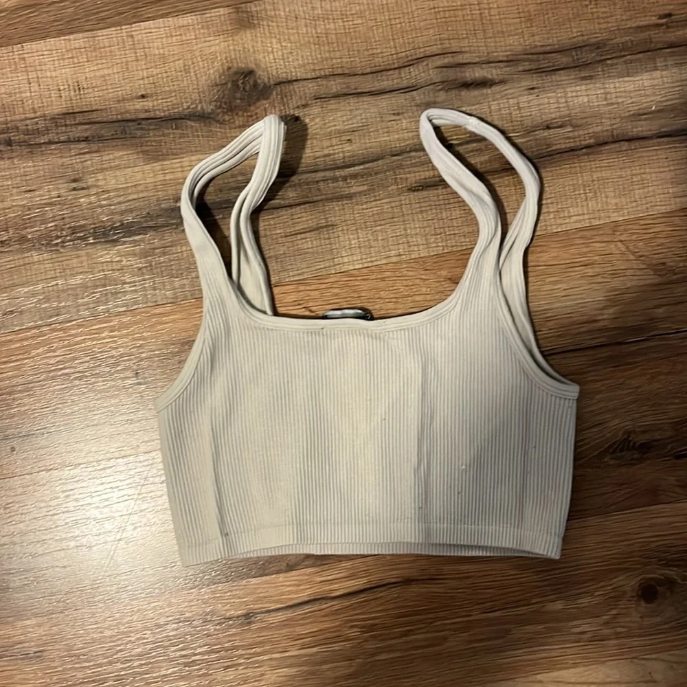 Zara Crop Tank - Picture 3 of 3